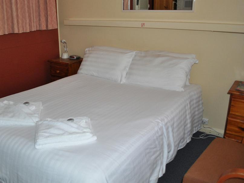 Red Cedar Motel Muswellbrook Exterior foto